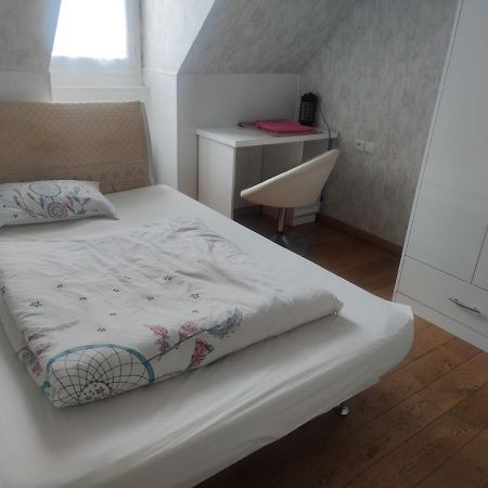 Chambre privée à Bobigny Extérieur photo