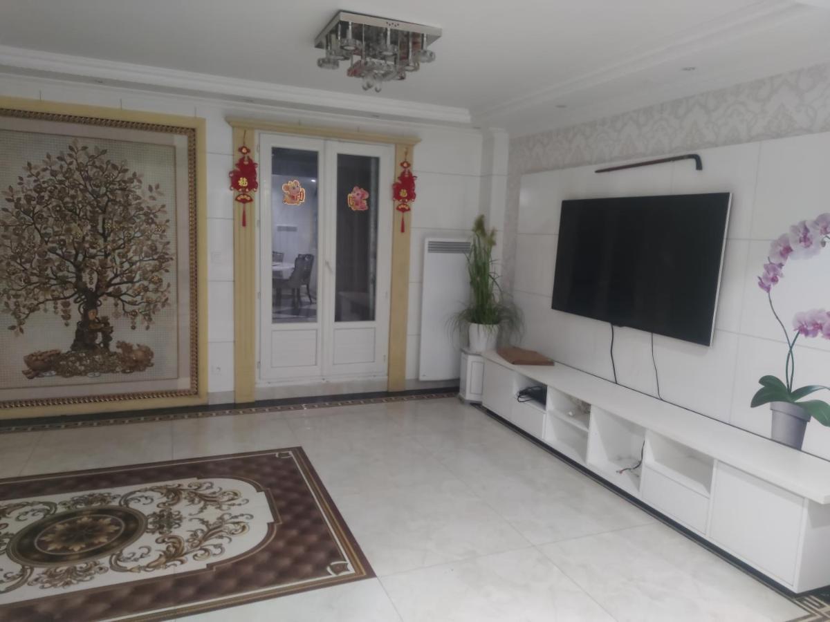 Chambre privée à Bobigny Extérieur photo